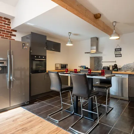 Loft Gare 6 Pers , Wifi ,tv , Centre Ville, Calme 아파트 앙굴렘