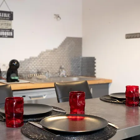 Loft Gare 6 Pers , Wifi ,tv , Centre Ville, Calme * Angoulême