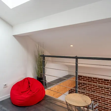 Loft Gare 6 Pers , Wifi ,tv , Centre Ville, Calme * Angoulême